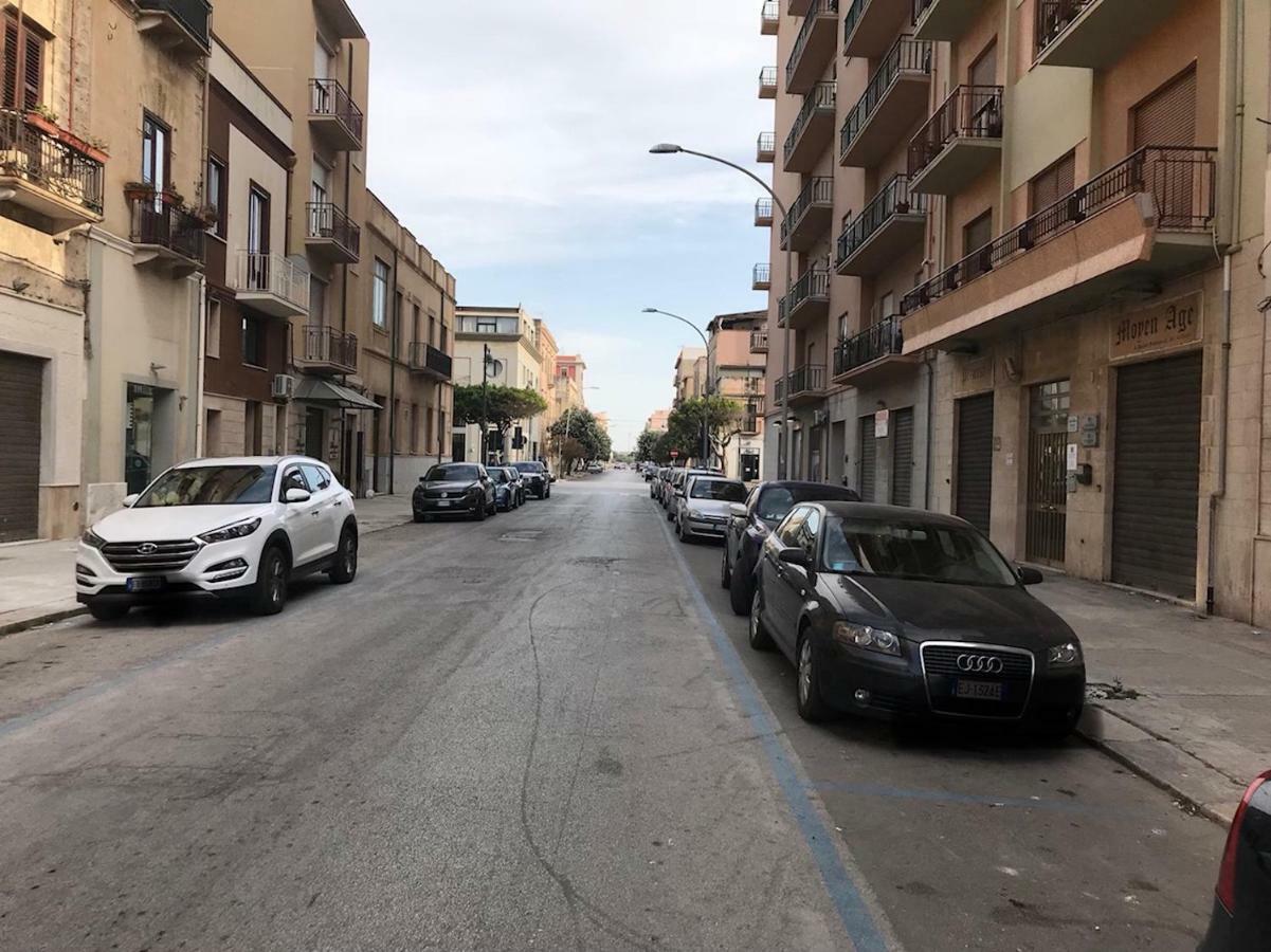 Appartamento Le Tre Rose Trapani Luaran gambar